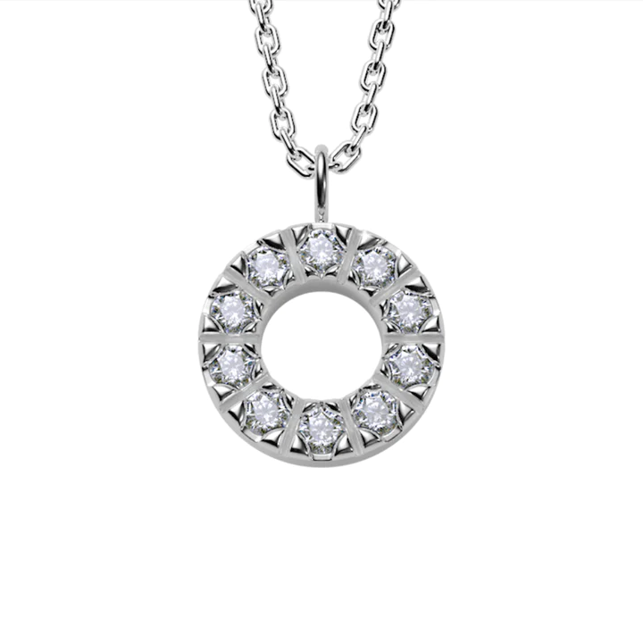 Bijou en argent au design épuré et intemporel : un cercle serti de véritables diamants éthiques et durables.